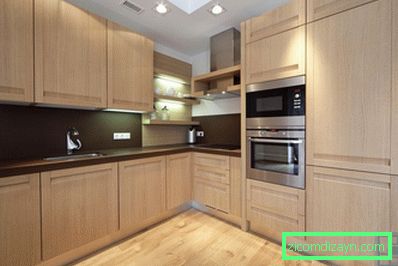 Kuchyňa s dreveným stolom: výhody a nevýhody, farebné možnosti, príklady fotografií