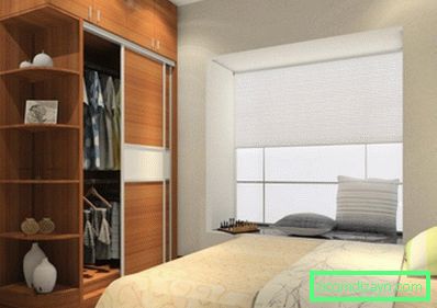 príťažlivý a drevená spálňami-šatníkovej-skrine-spojené-s-komfortnou-wide-bed-and-bay-window-posedenie-space-at-modernom spálne vytvorené-on-drevené podlahy-
